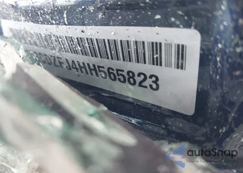 2017 Dodge Challenger T/A 392 z USA, uszkodzony, nr VIN 2C3CDZFJ4HH565823